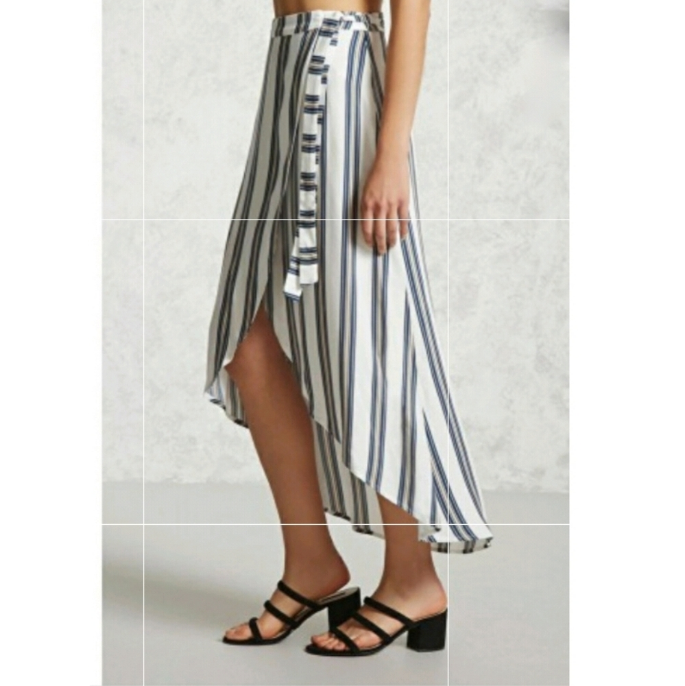 Forever 21 Long Striped Wrap Skirt🤍💙